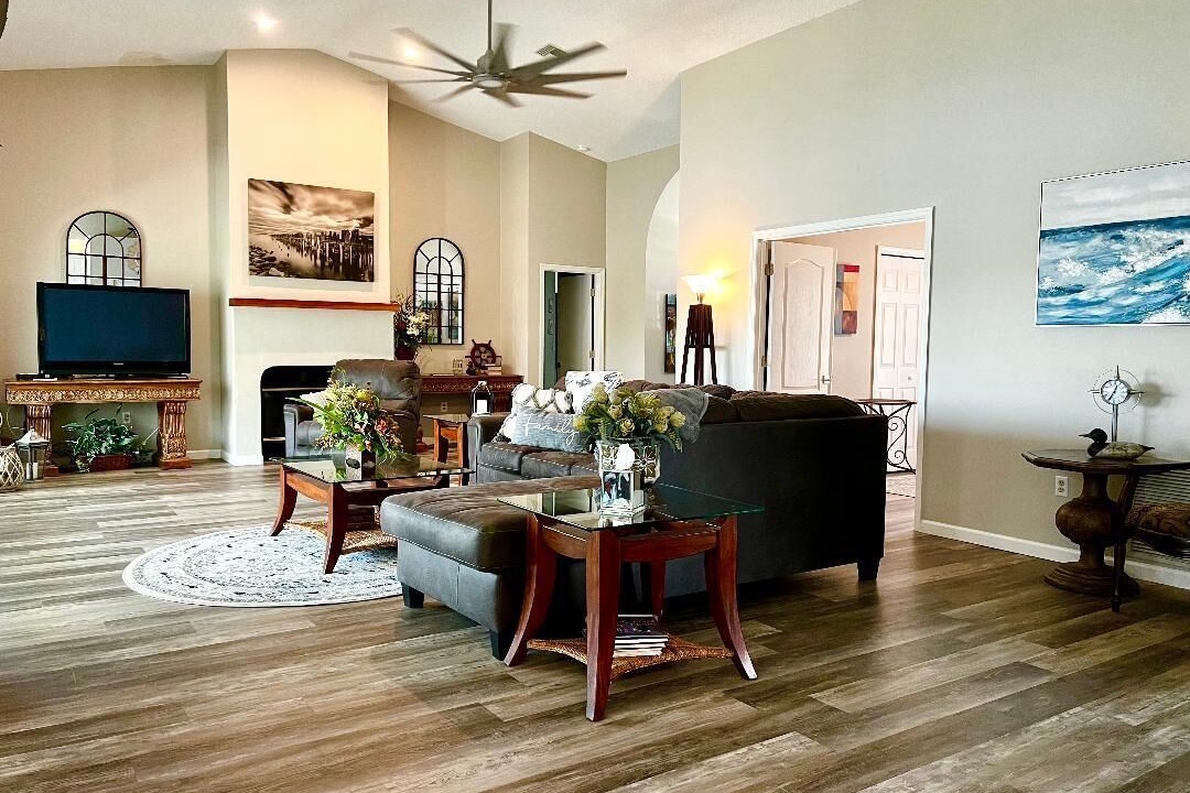 Photo of Livingroom in Bayshore Gardens