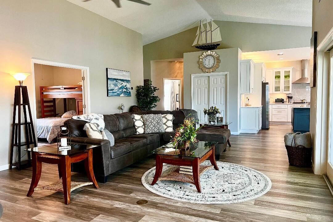 Photo of Livingroom in Bayshore Gardens