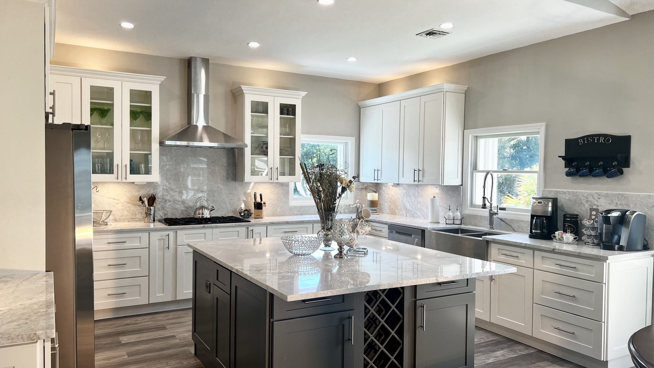 Photo of Kitchen in Bayshore Gardens