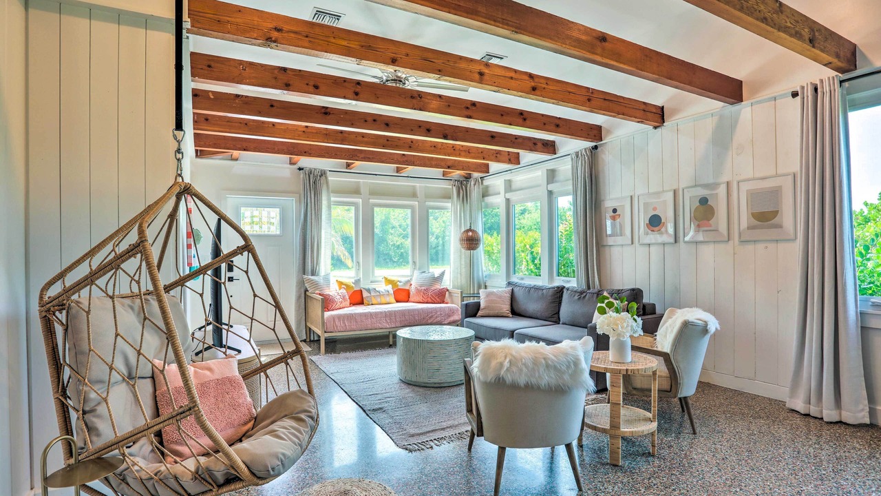 Photo of Livingroom in Fort Pierce Shores