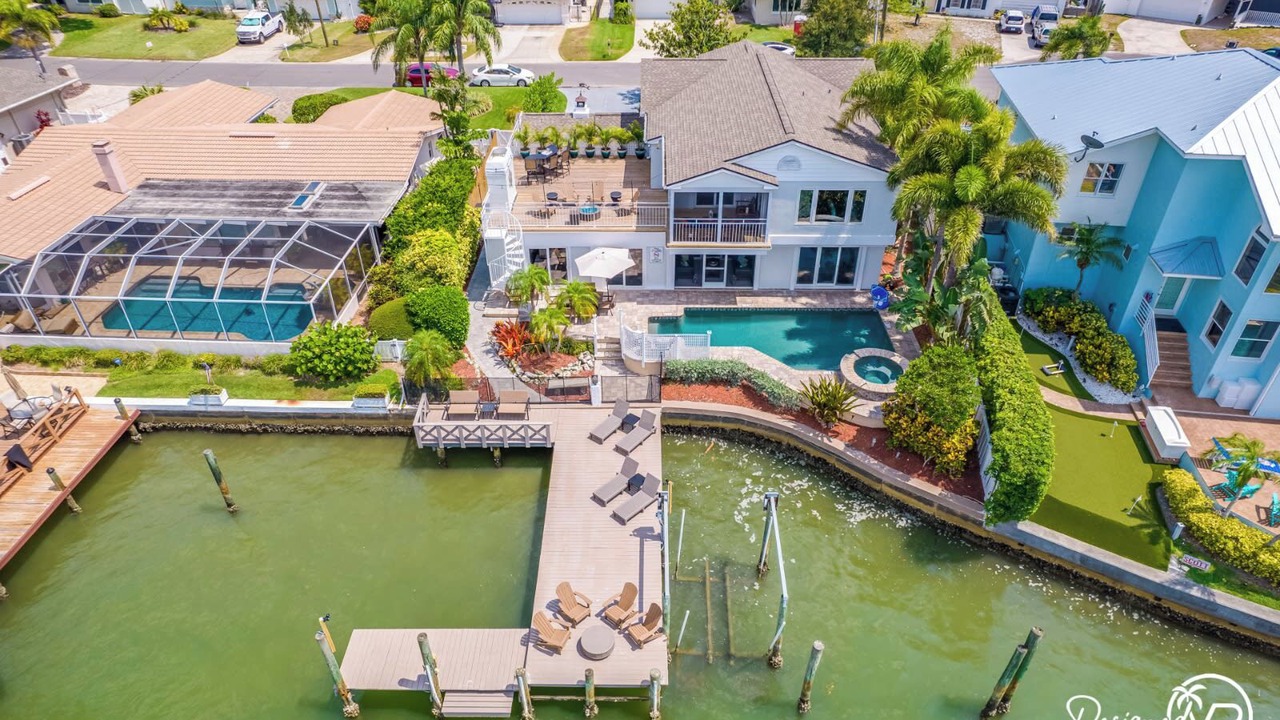 Photo of Outdoor in Harbor Hills