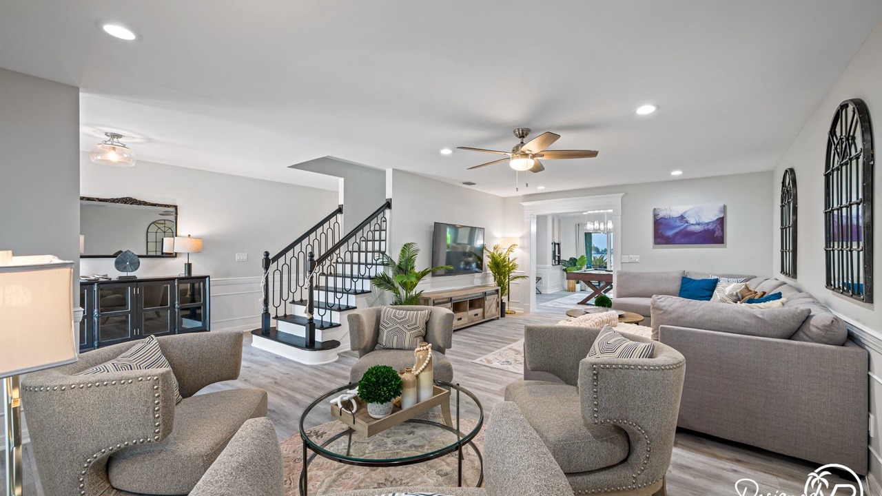 Photo of Livingroom in Harbor Hills