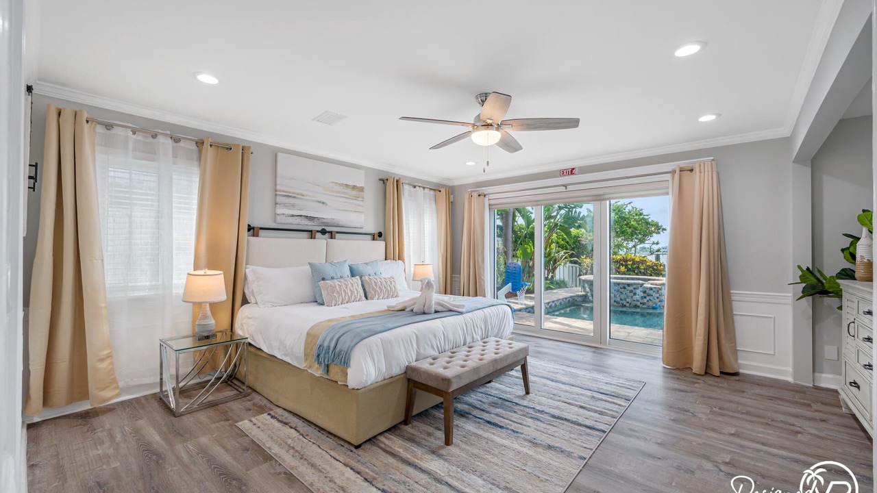 Photo of Bedroom in Harbor Hills