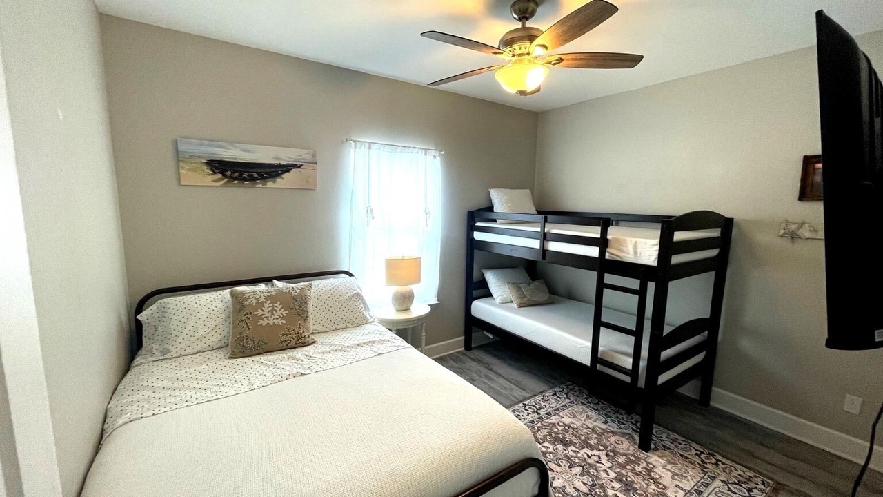 Photo of Bedroom in Carrabelle