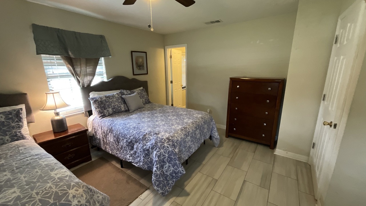 Photo of Bedroom in Sky Lake