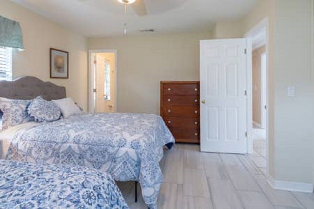 Photo of Bedroom in Sky Lake