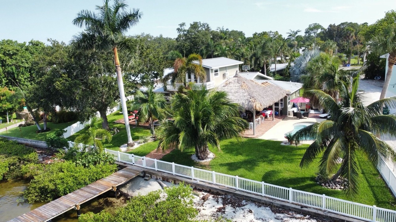 Photo of Others in Palmetto