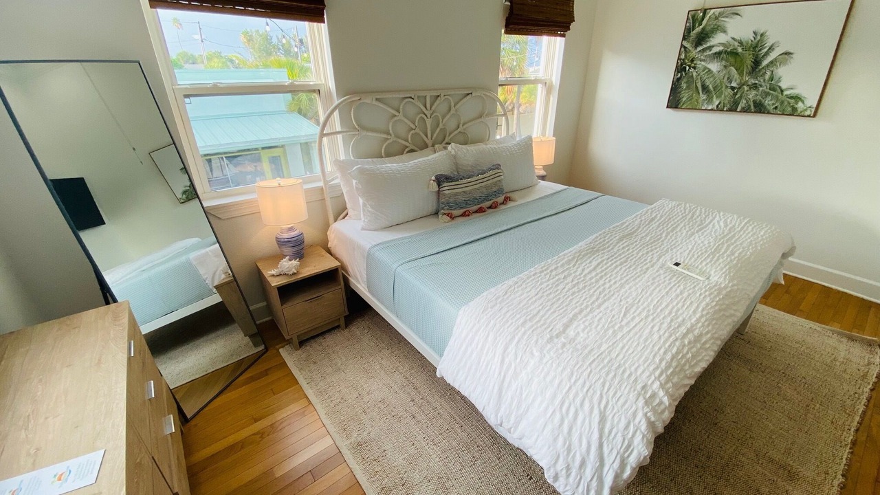 Photo of Bedroom in Pass-a-Grille Historic District