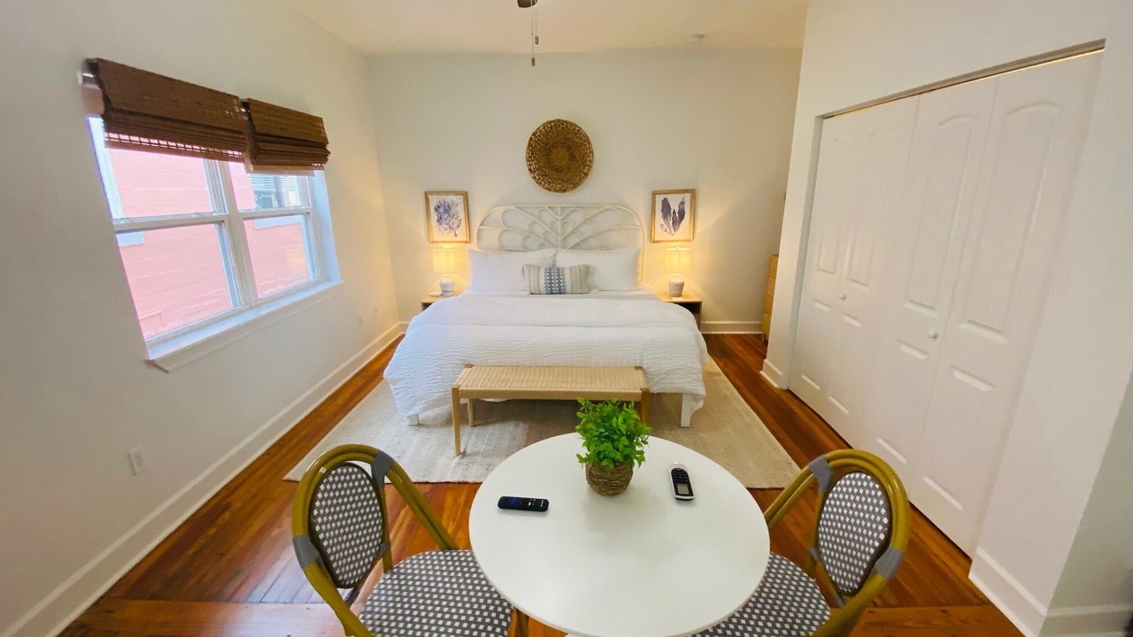 Photo of Bedroom in Pass-a-Grille Historic District
