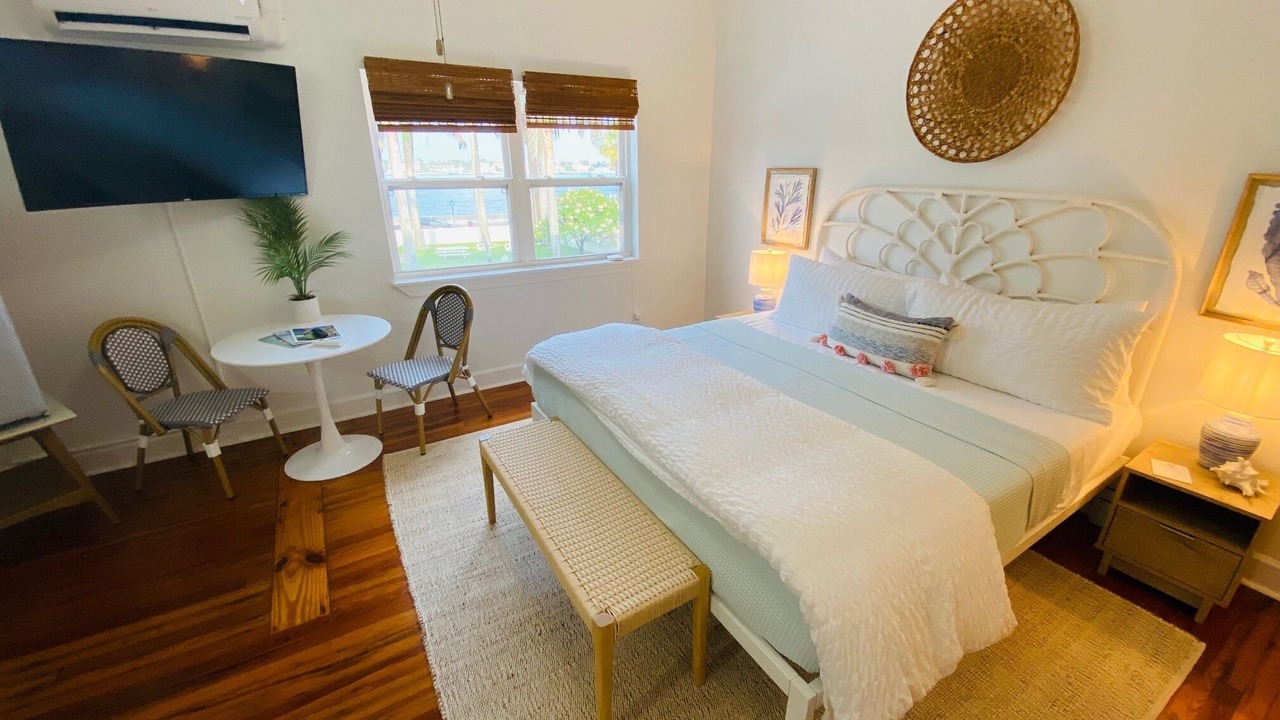 Photo of Bedroom in Pass-a-Grille Historic District