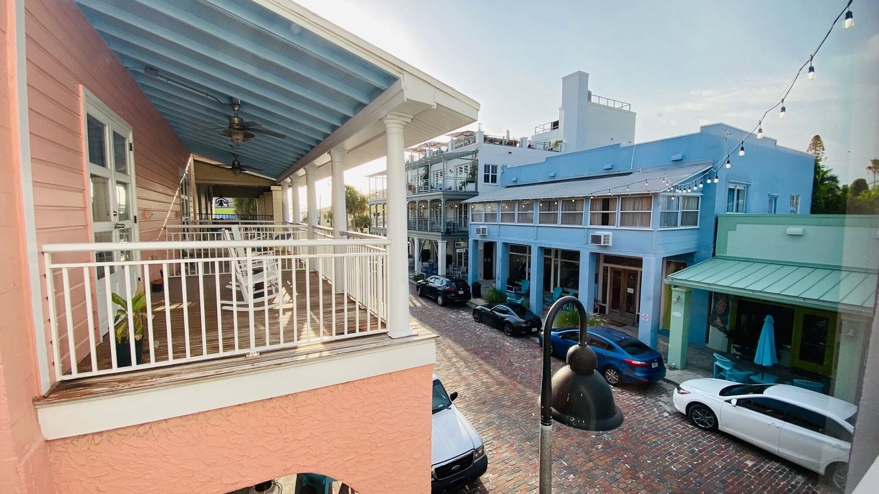 Photo of Patio Balcony in Pass-a-Grille Historic District