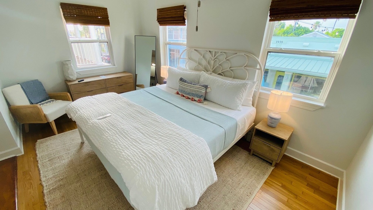 Photo of Bedroom in Pass-a-Grille Historic District
