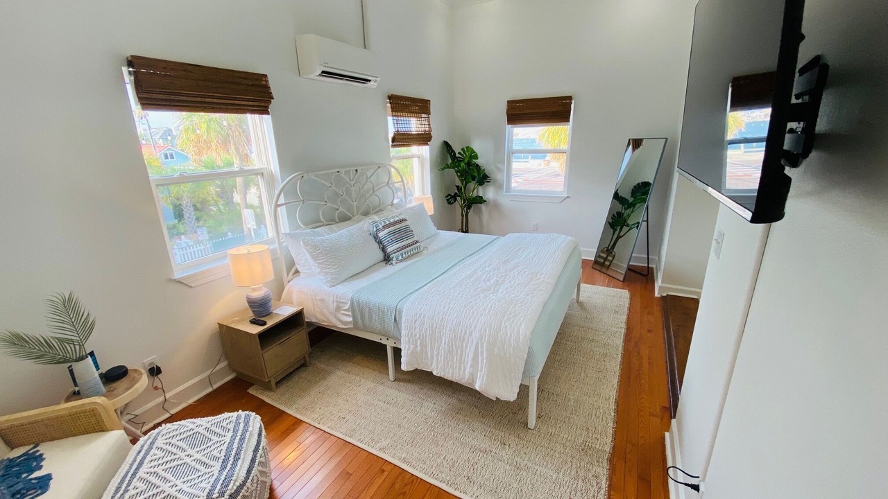 Photo of Bedroom in Pass-a-Grille Historic District