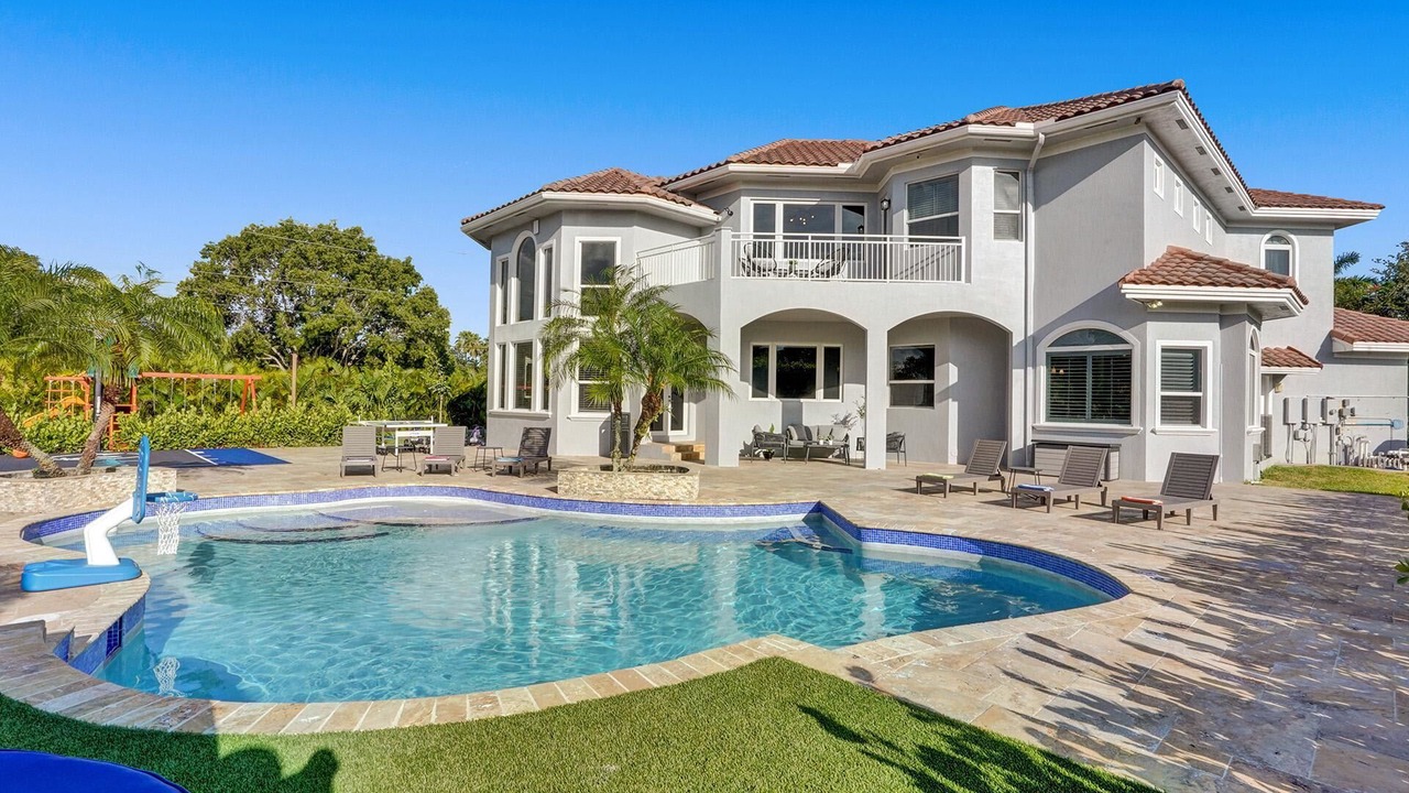Photo of Outdoor in Plantation