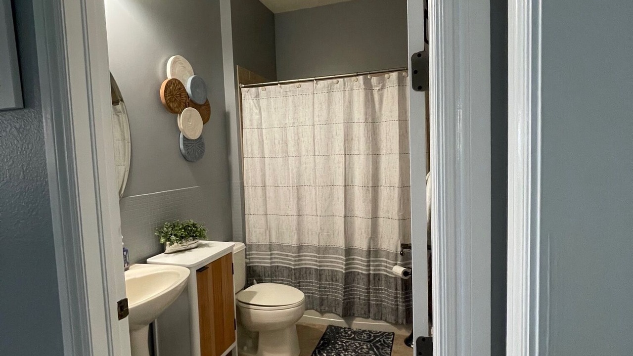Photo of Bathroom in Biggar