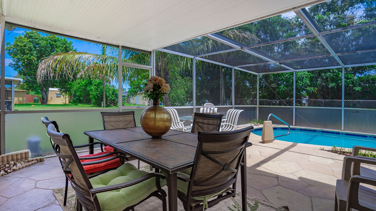 Photo of Outdoor in Lauderhill