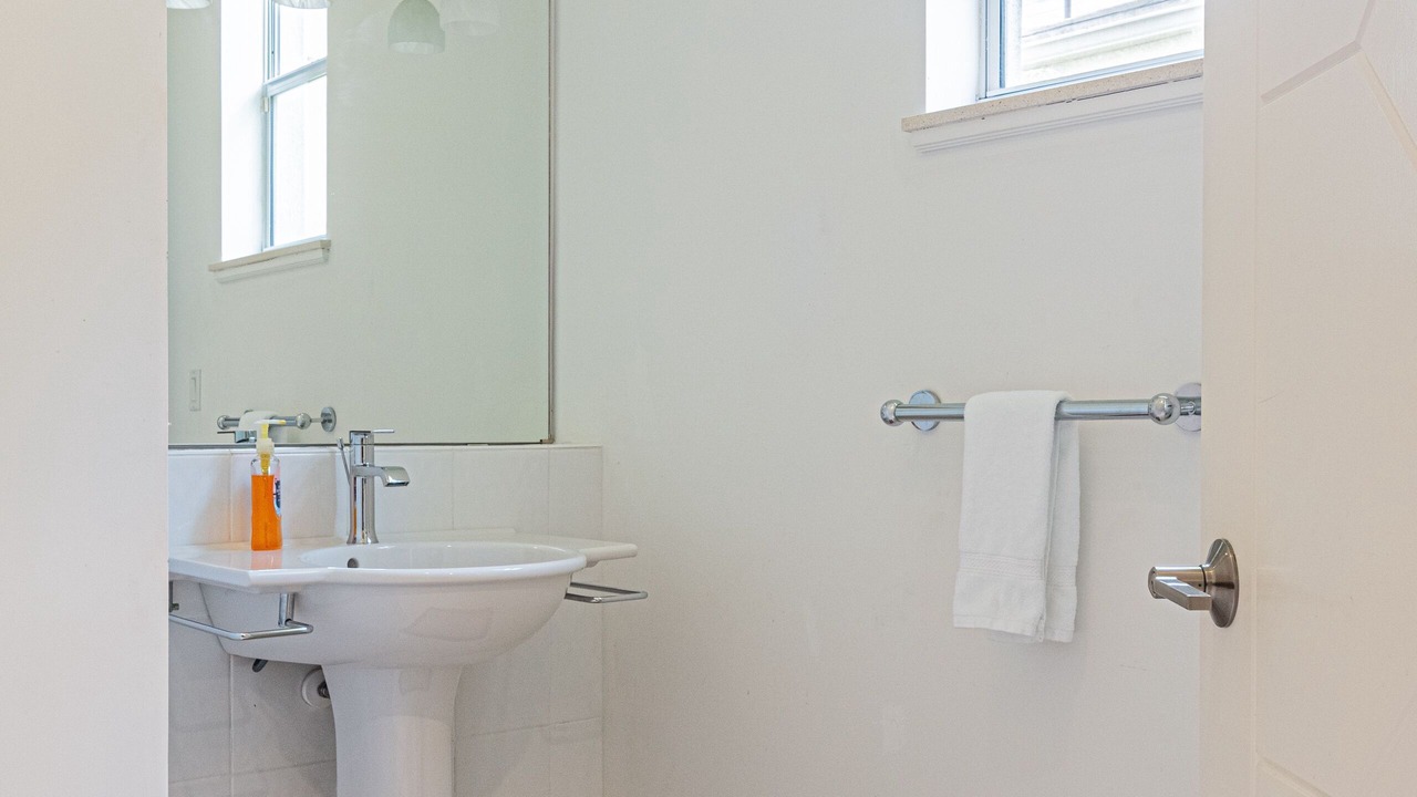 Photo of Bathroom in Cape Coral