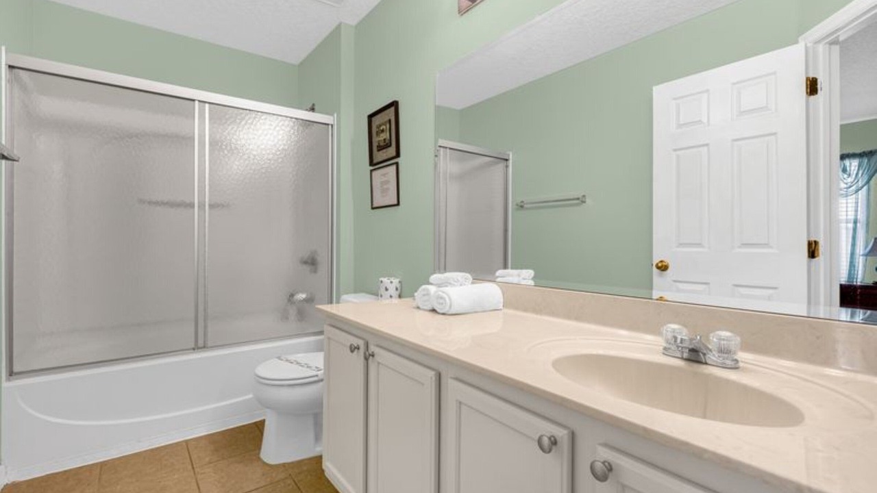 Photo of Bathroom in Windwood Bay