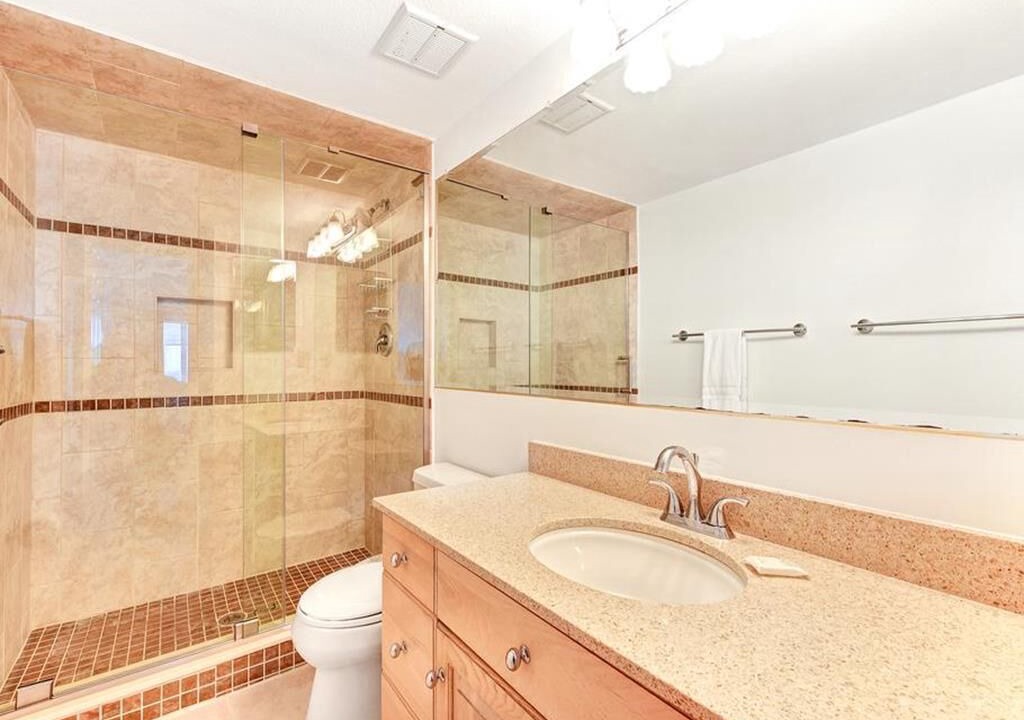 Photo of Bathroom in Sawgrass