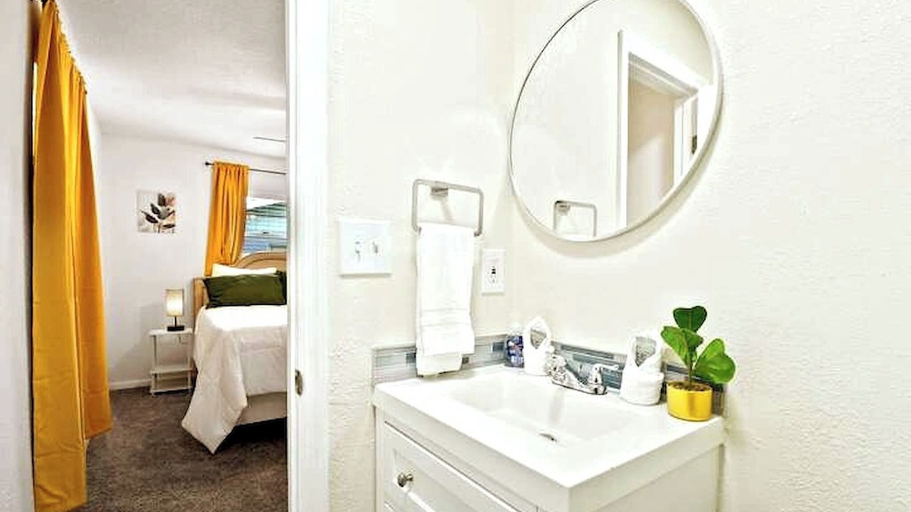 Photo of Bathroom in Babson Park
