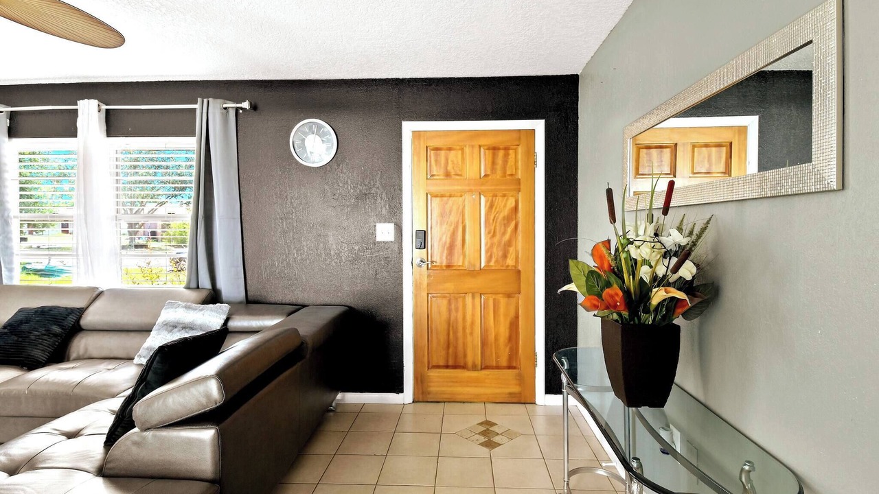 Photo of Livingroom in Babson Park