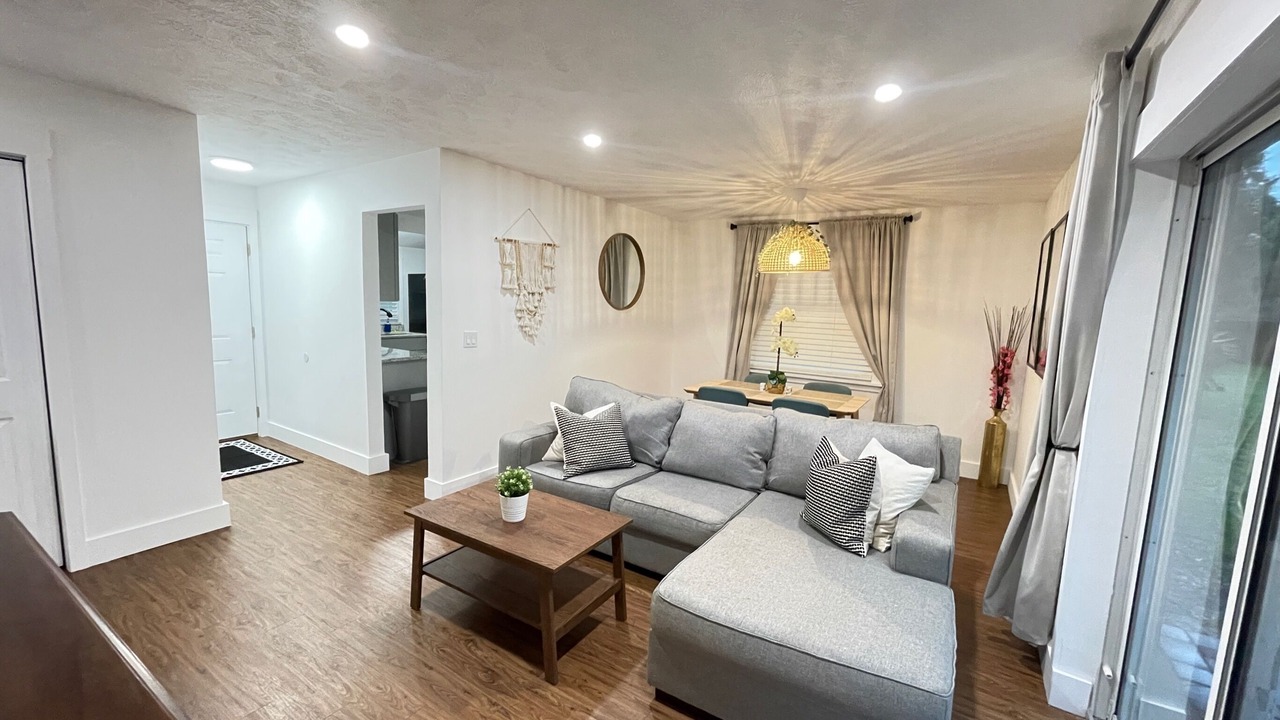 Photo of Livingroom in Brandon
