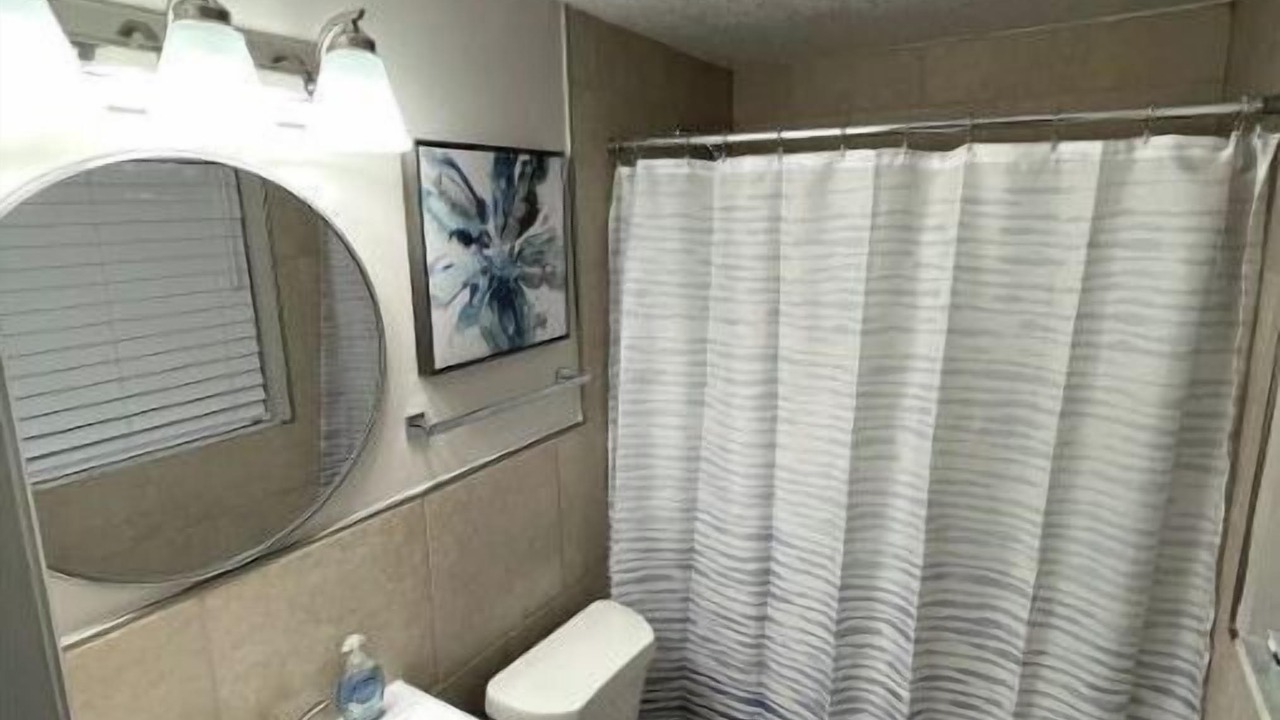 Photo of Bathroom in Oak Hill