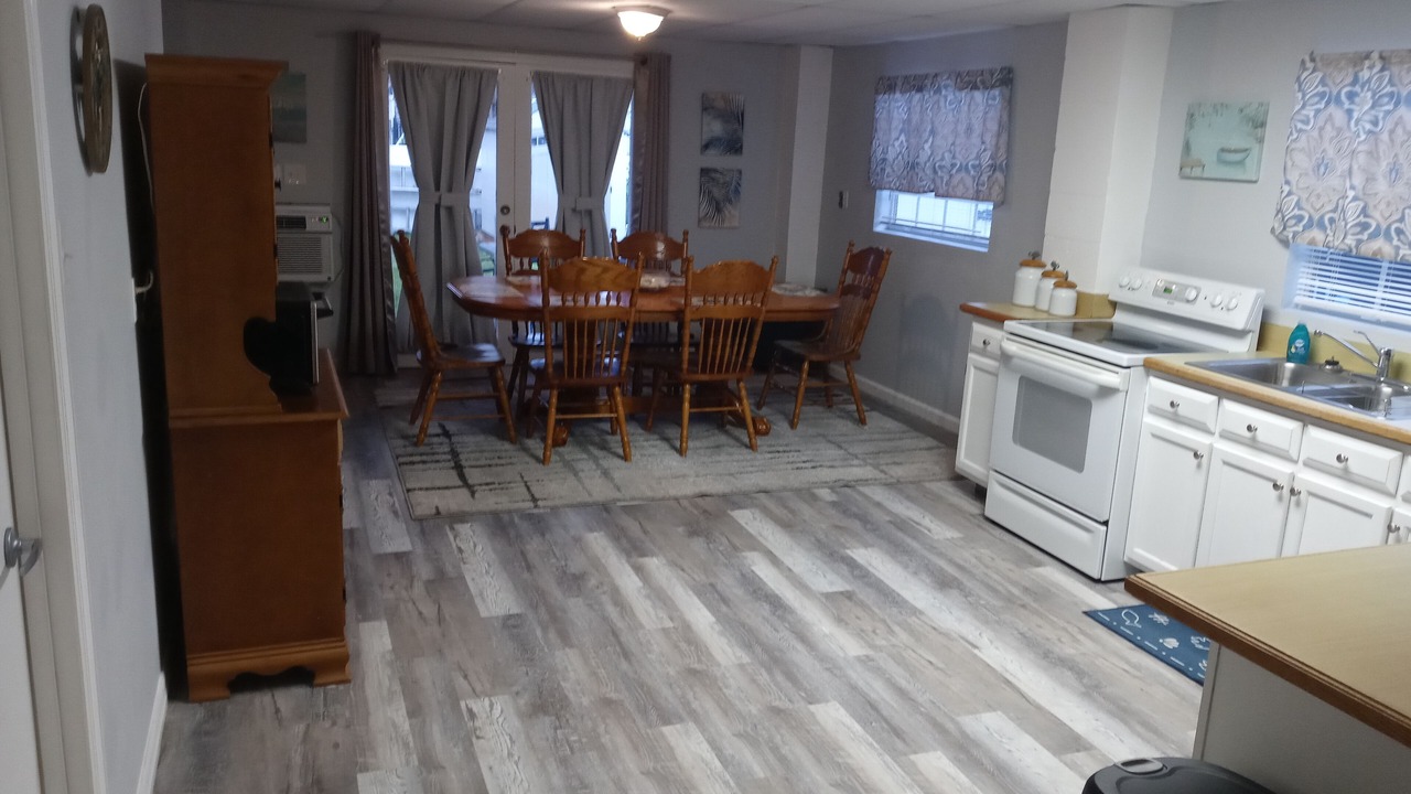 Photo of Kitchen in Elfers