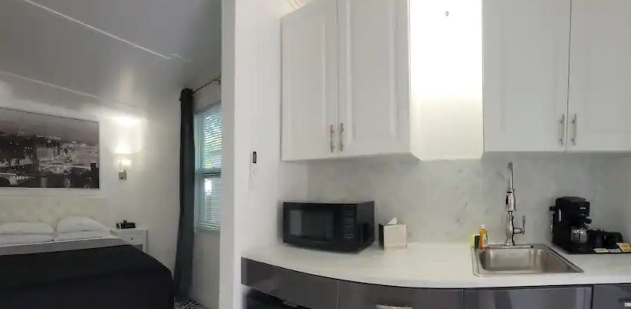 Photo of Bedroom in Egypt Lake-Leto