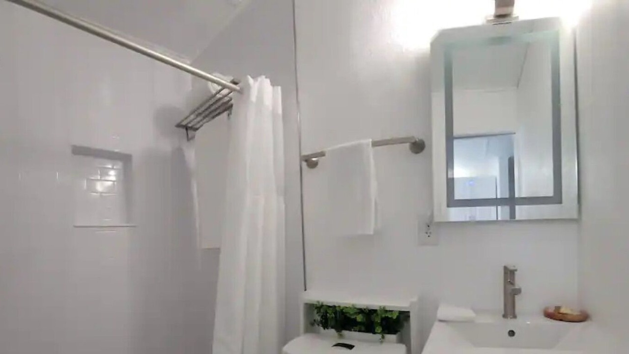 Photo of Bathroom in Egypt Lake-Leto