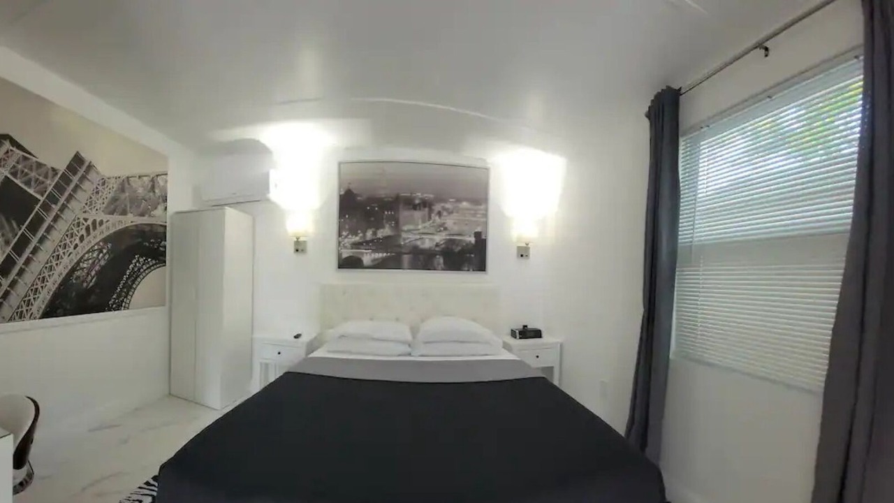 Photo of Bedroom in Egypt Lake-Leto