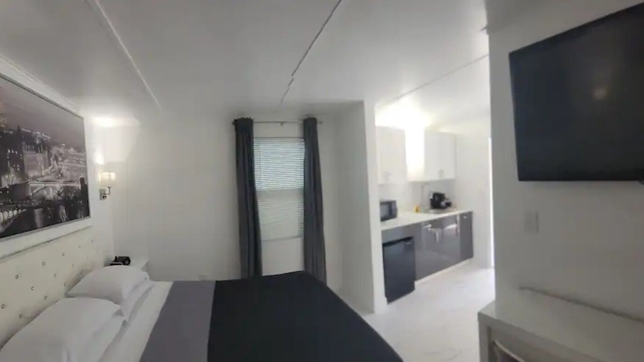Photo of Bedroom in Egypt Lake-Leto