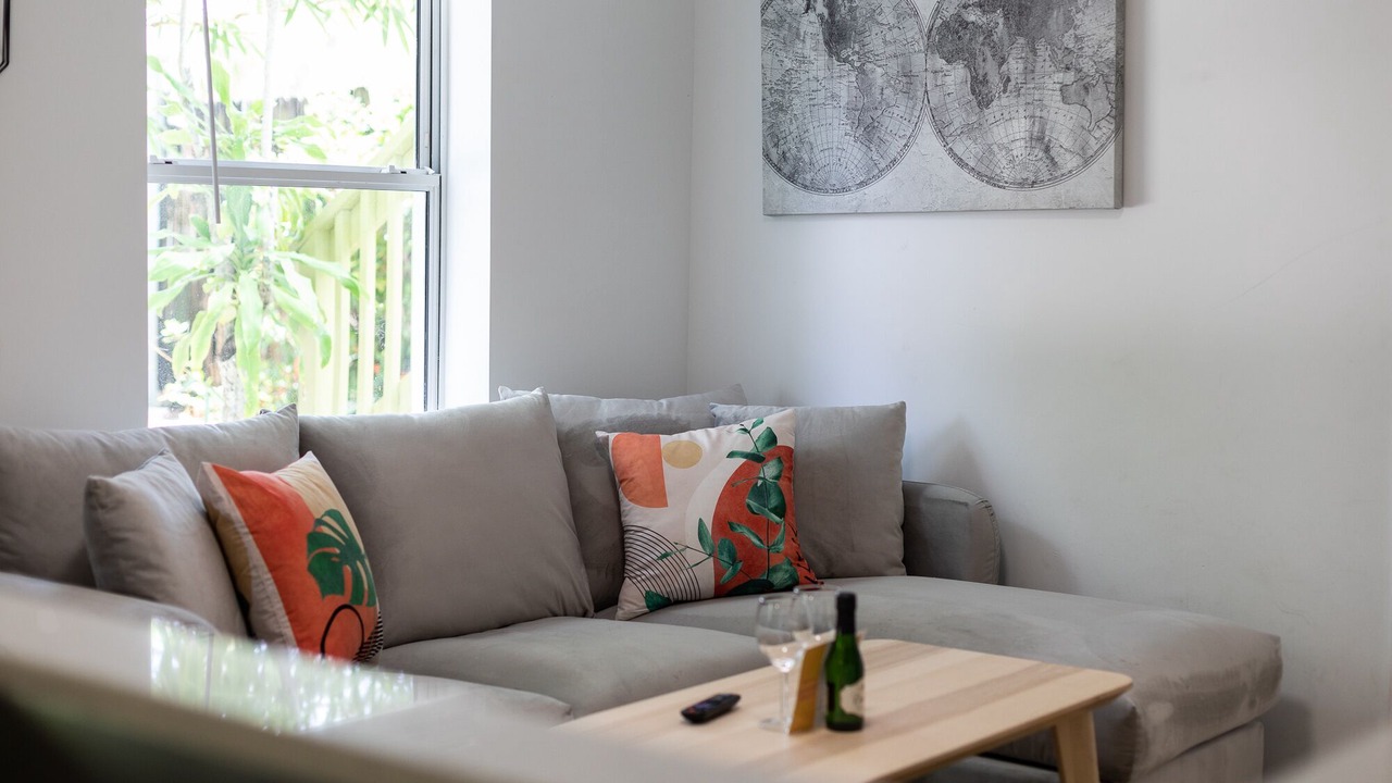 Photo of Livingroom in South Palm Park Neighborhood Association