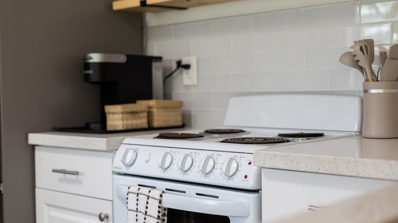 Photo of Kitchen in South Palm Park Neighborhood Association