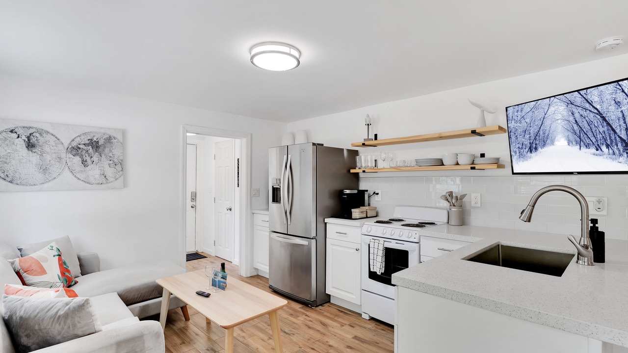 Photo of Kitchen in South Palm Park Neighborhood Association