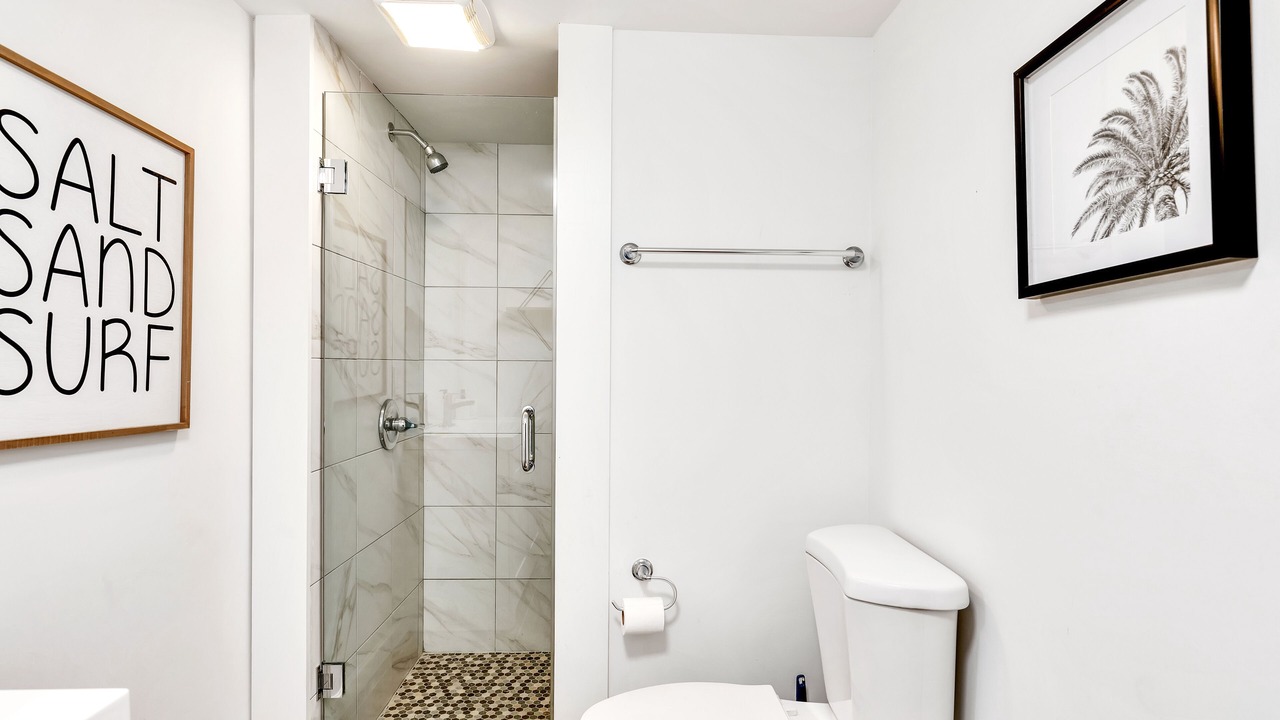 Photo of Bathroom in South Palm Park Neighborhood Association