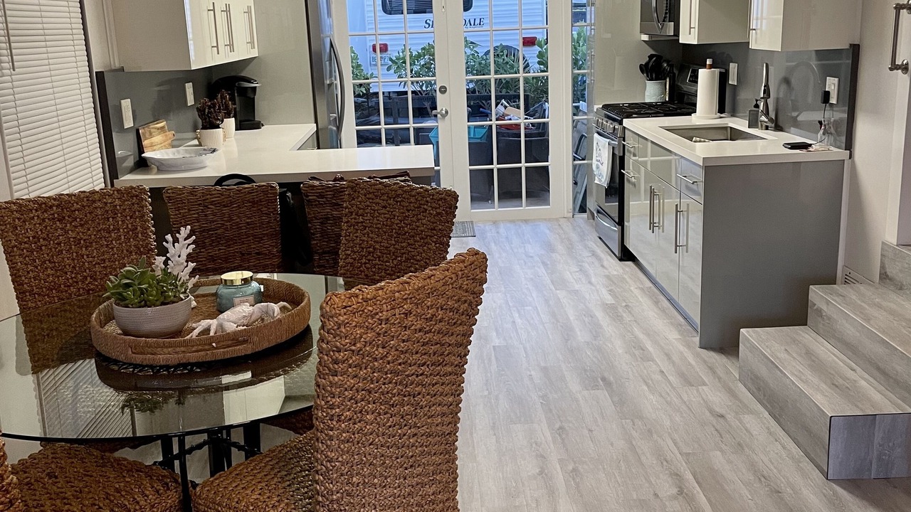 Photo of Livingroom in Layton