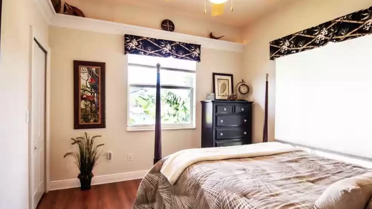 Photo of Bedroom in Pelican