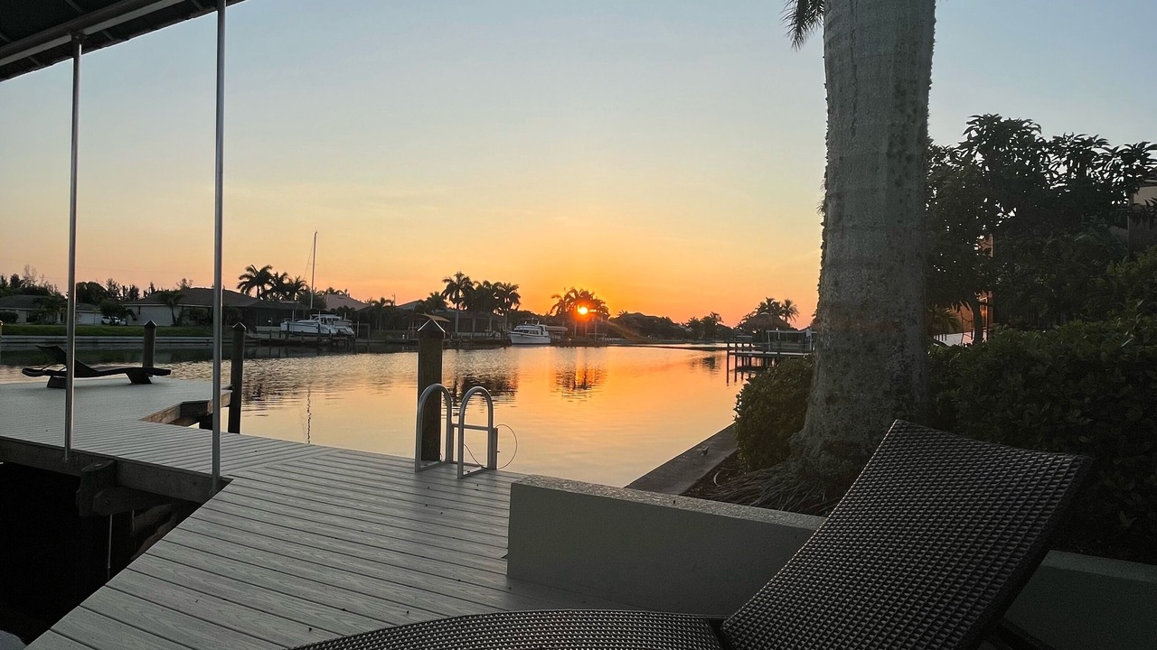 Photo of Outdoor in Pelican