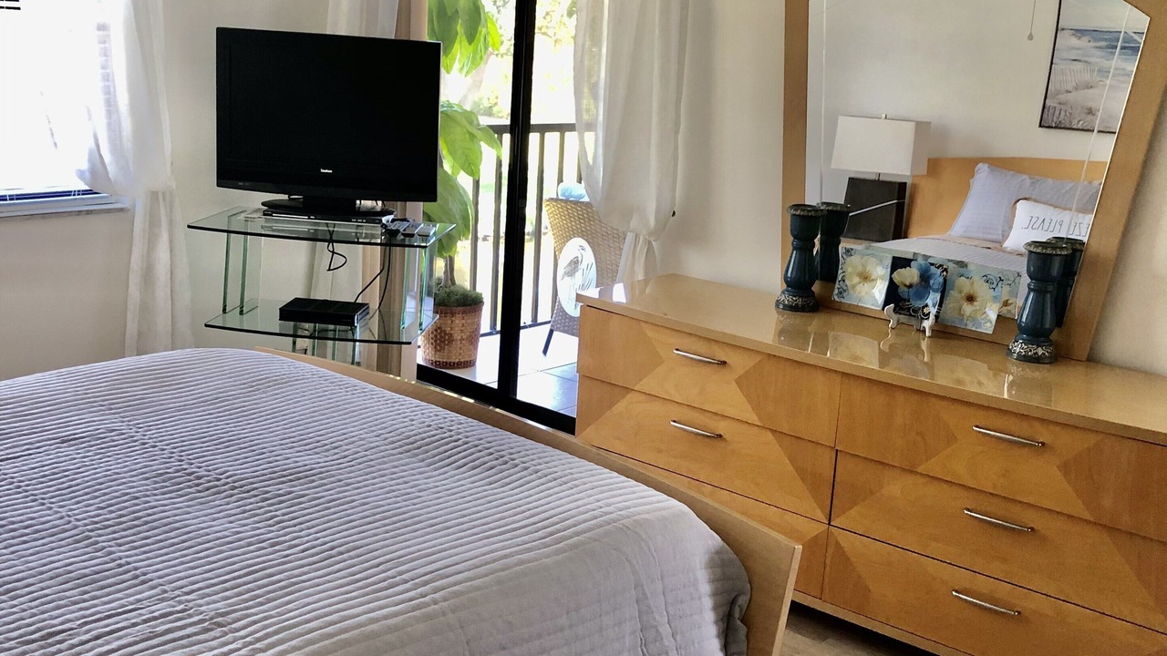 Photo of Bedroom in Trailer Estates