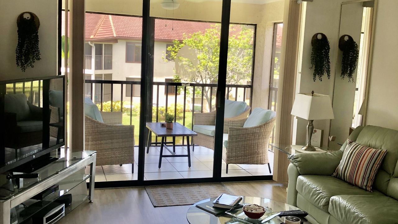 Photo of Livingroom in Trailer Estates