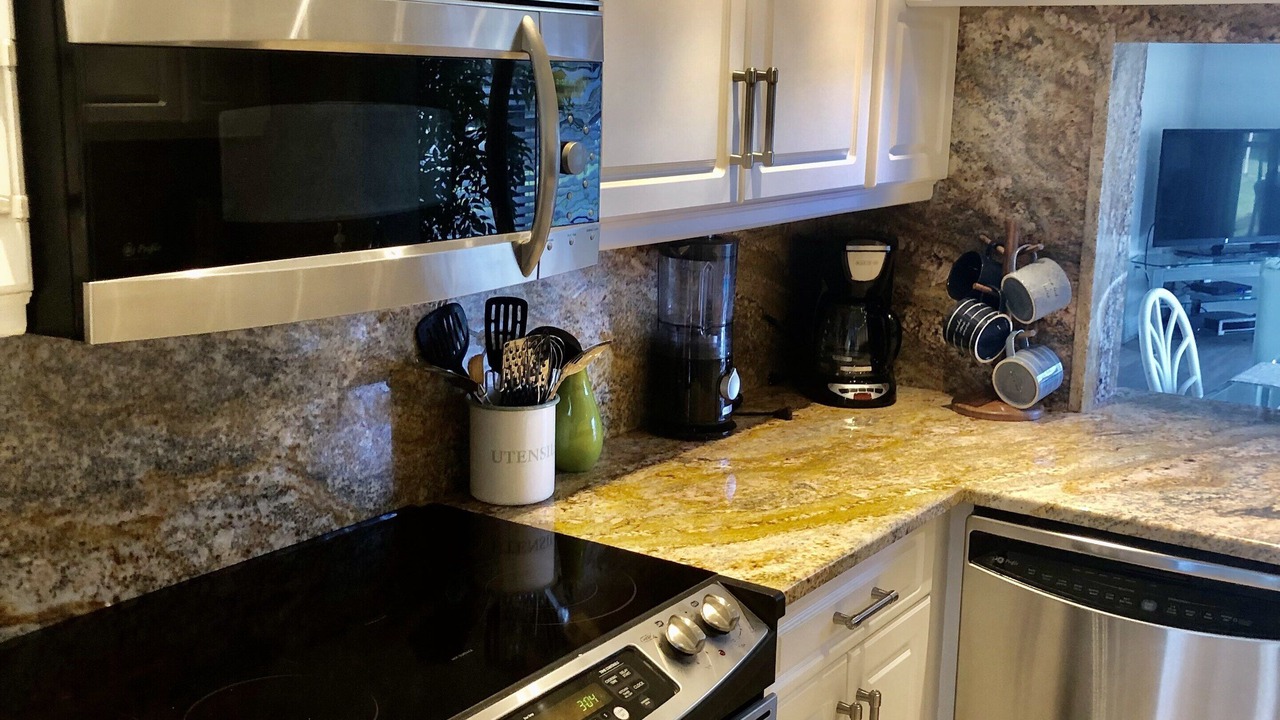 Photo of Kitchen in Trailer Estates