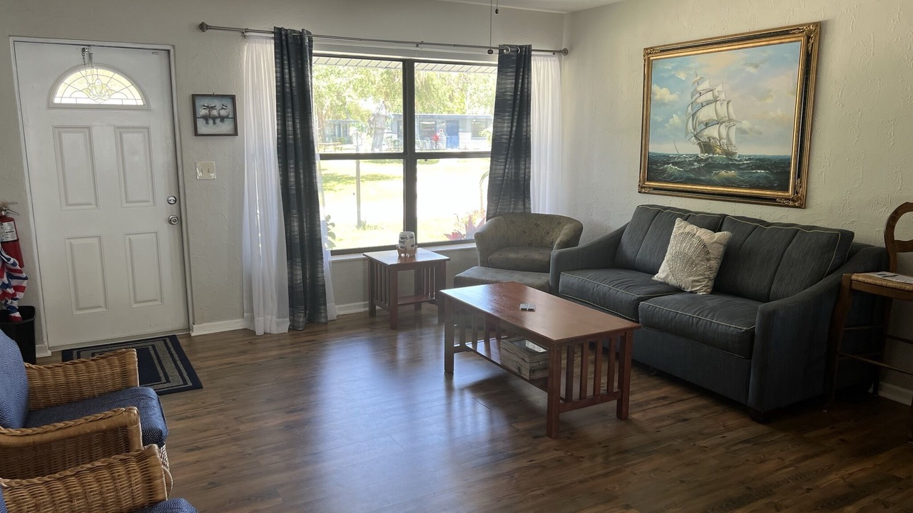 Photo of Livingroom in Lake Wales