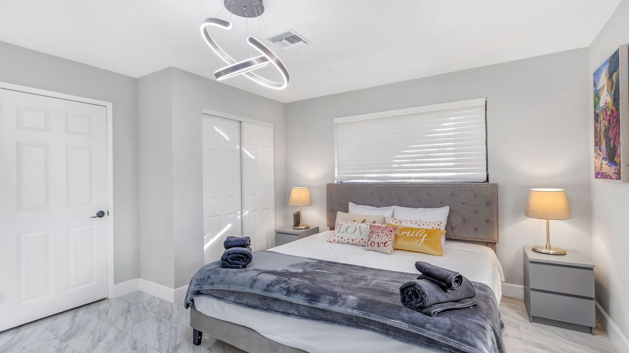 Photo of Bedroom in Imperial Point