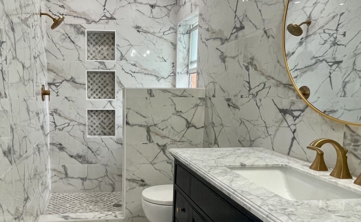 Photo of Bathroom in Mariner