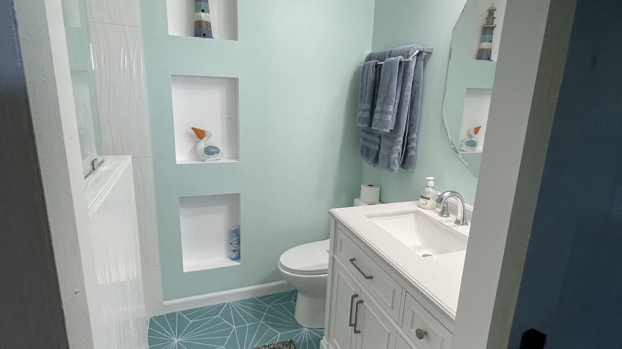 Photo of Bathroom in Mariner