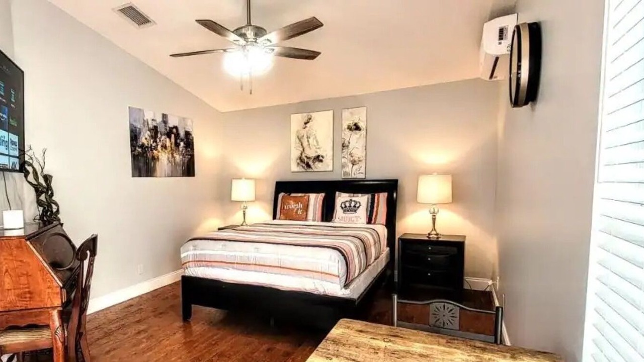 Photo of Bedroom in Westchase
