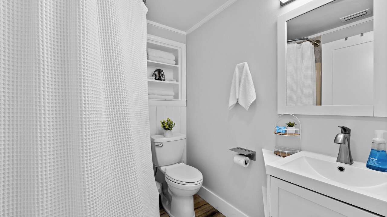 Photo of Bathroom in Laurel