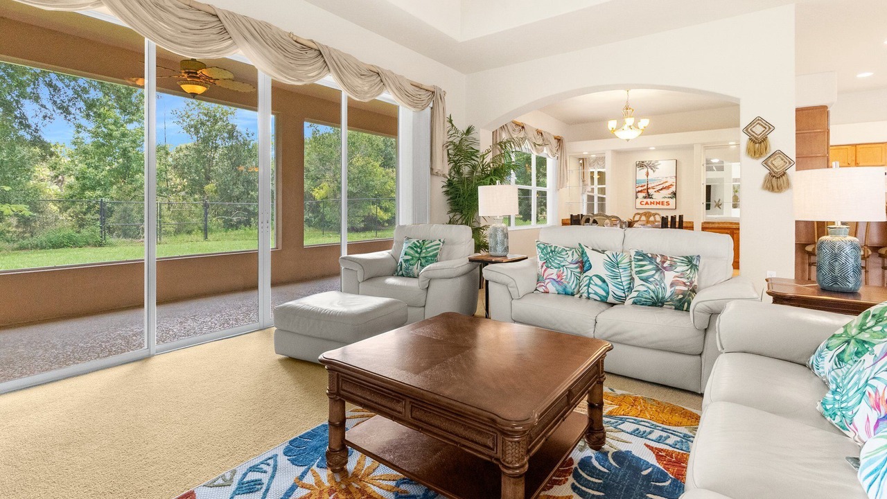 Photo of Livingroom in Spring Hill