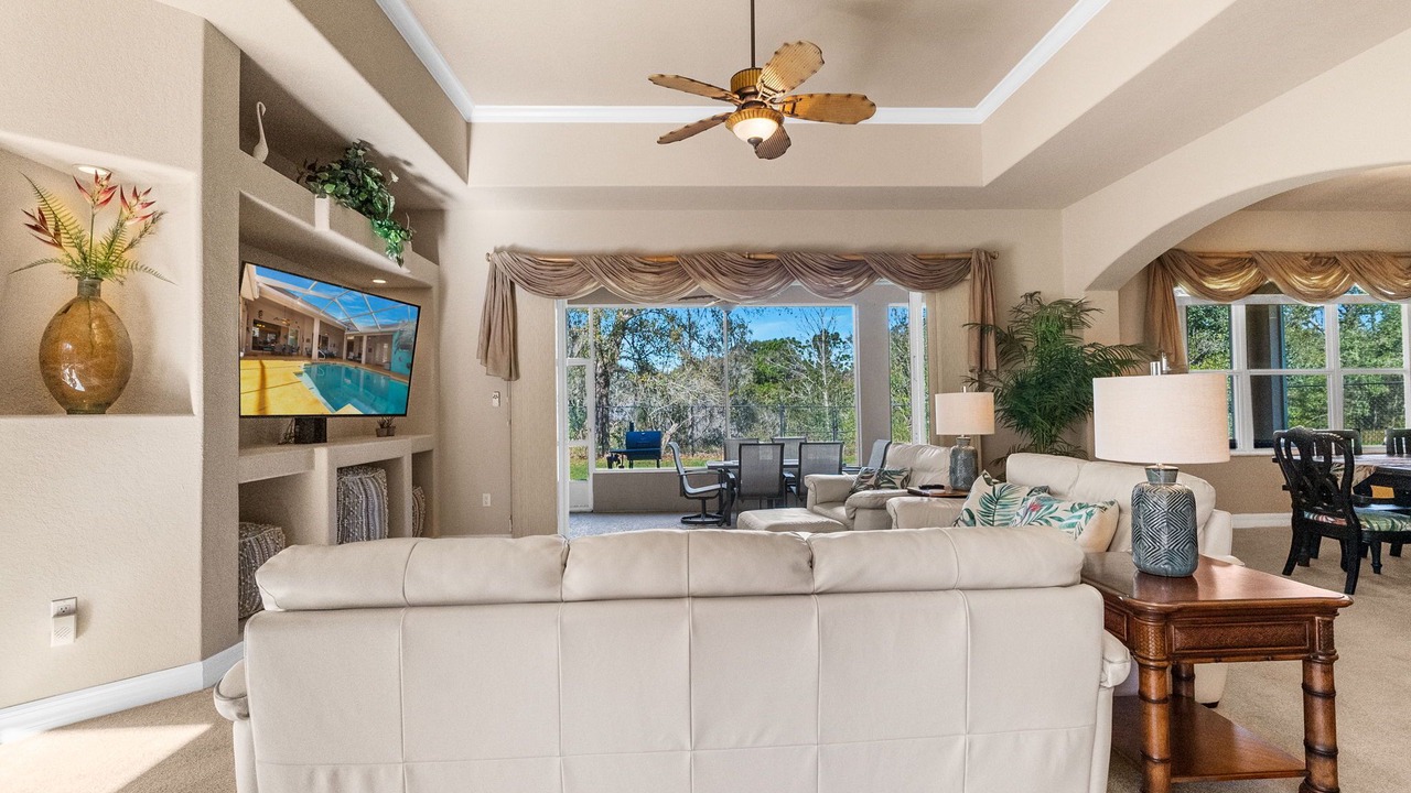 Photo of Livingroom in Spring Hill